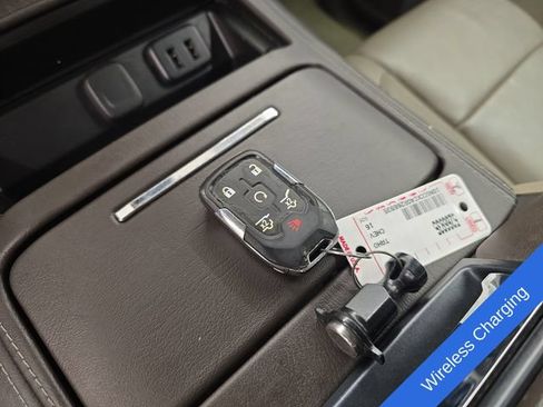 Used 2016 Chevrolet Tahoe LTZ RWD image 31