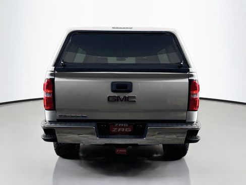 Used 2018 GMC Sierra 1500 2WD Regular Cab image 4