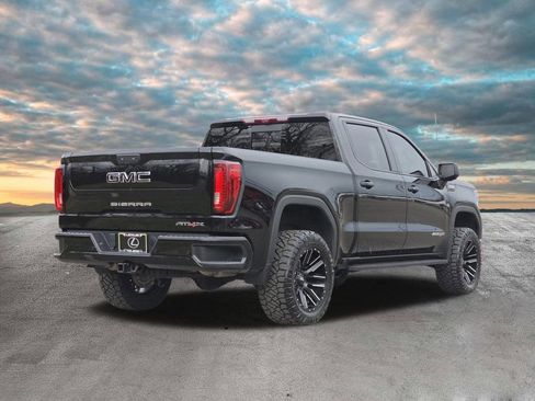 Used 2022 GMC Sierra 1500 AT4X image 8
