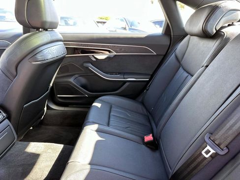 Used 2022 Audi A8 L 3.0T w/ Executive Package image 13