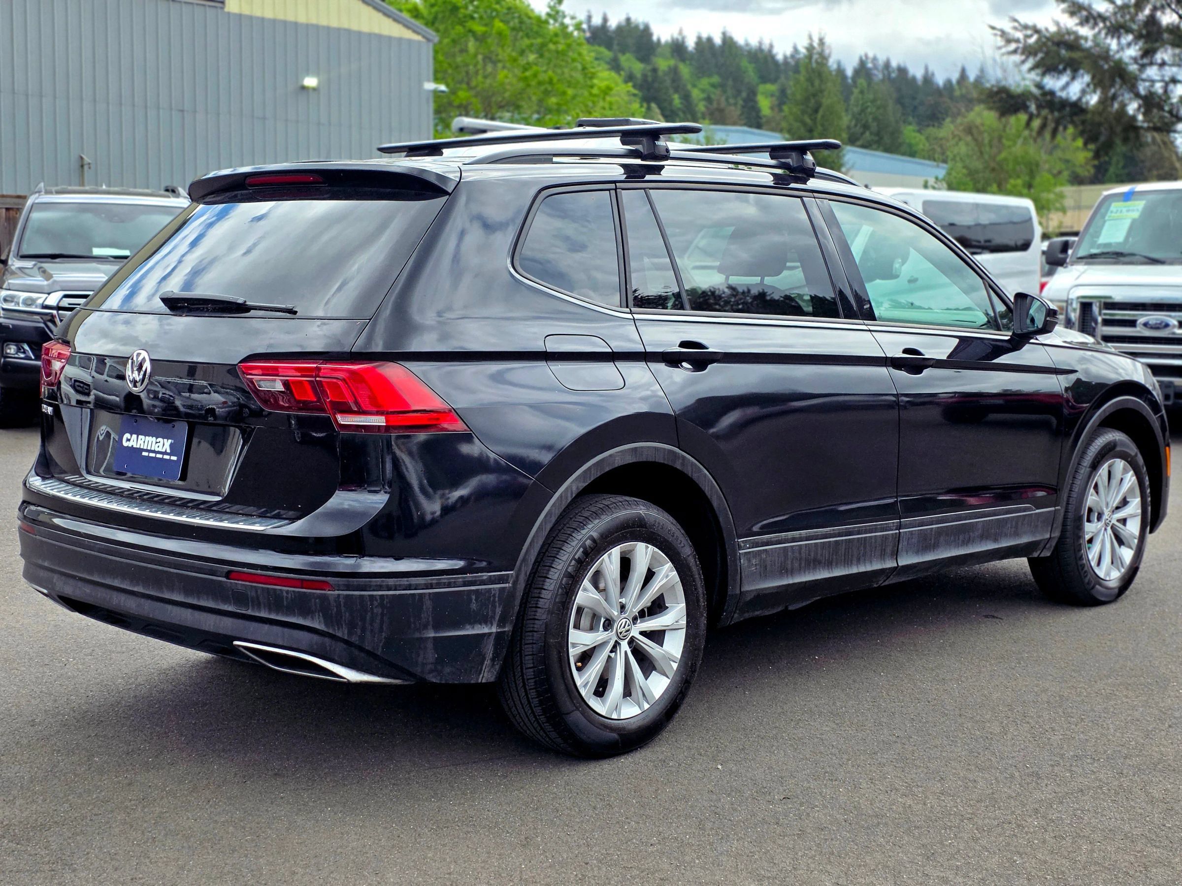Used 2019 Volkswagen Tiguan S w/ 3rd Row Seat Package AWD/4WD image 7