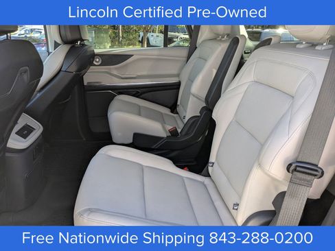 Certified 2025 Lincoln Navigator Reserve image 16