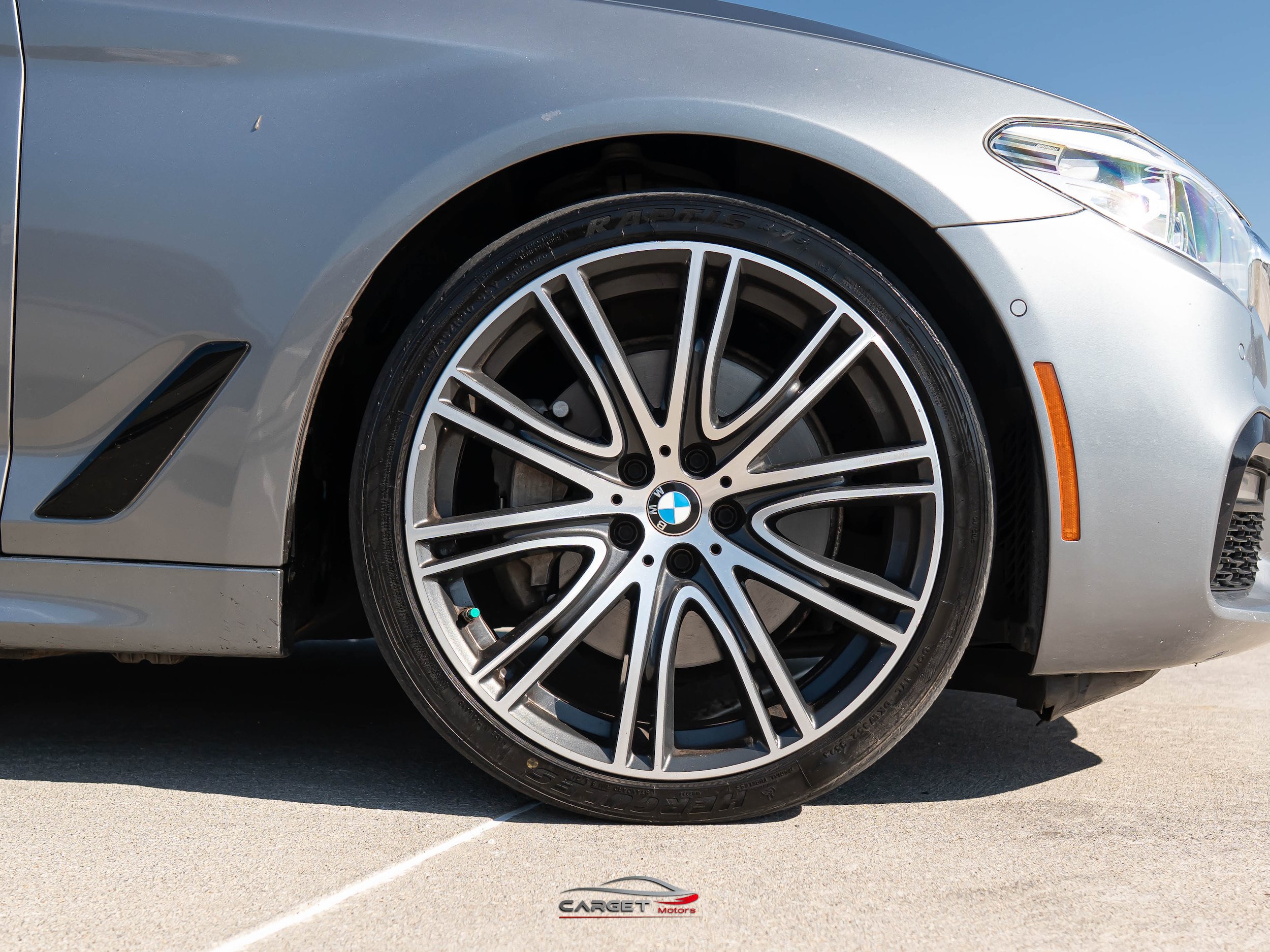 Used 2019 BMW 540i w/ M Sport Package RWD image 9