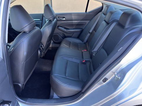 Used 2023 Nissan Altima 2.5 SL AWD/4WD image 28