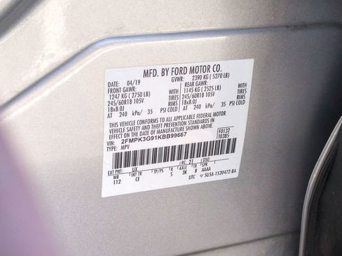 Used 2019 Ford Edge SE FWD image 31