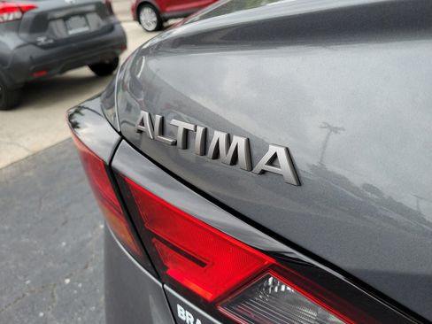 Certified 2023 Nissan Altima 2.5 SV AWD/4WD image 9