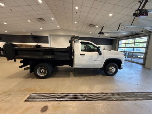 Used 2020 Chevrolet Silverado 3500 W/T w/ WT Convenience Package AWD/4WD image 8