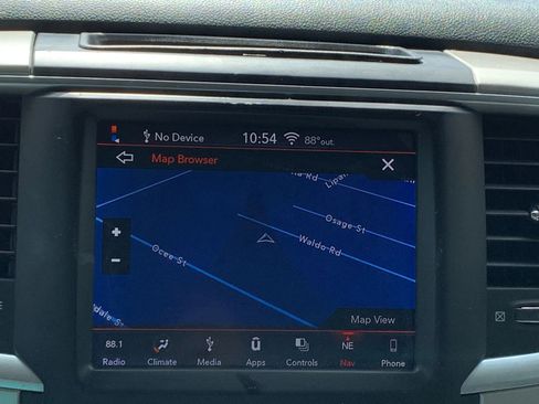 Used 2018 RAM 1500 Lone Star image 13