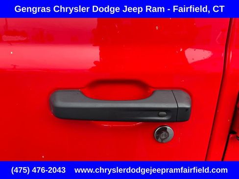 Certified 2025 Jeep Wrangler Unlimited Sahara AWD/4WD image 40
