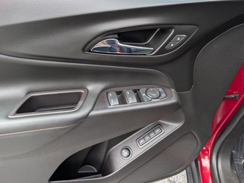 Used 2021 Chevrolet Equinox Premier image 21