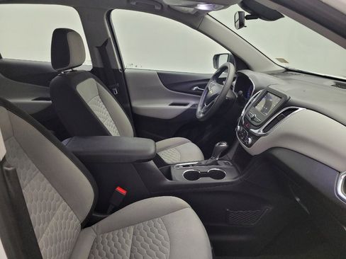Used 2019 Chevrolet Equinox LS AWD/4WD image 21