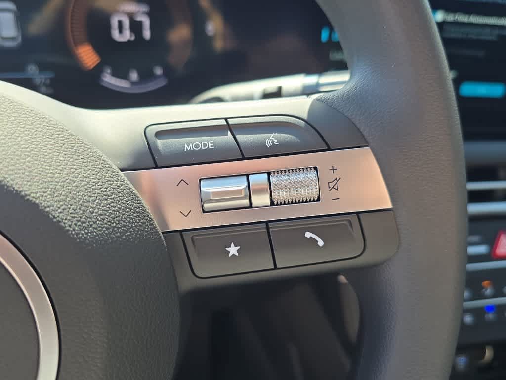 New 2026 Hyundai Tucson SE w/ Tow & Go Package FWD image 24