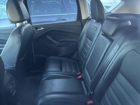 Used 2017 Ford Escape Titanium image 8