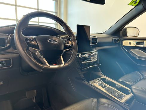 Used 2023 Ford Explorer ST w/ Equipment Group 401A image 10