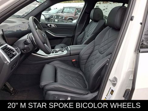 Used 2025 BMW X5 xDrive50e image 14