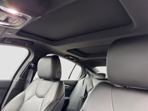 Used 2021 Cadillac CT5 Sport image 8