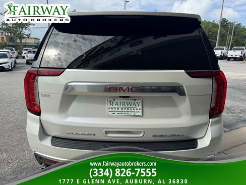 Used 2022 GMC Yukon Denali w/ Advanced Technology Package RWD image 7