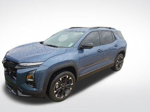 Used 2025 Chevrolet Equinox RS w/ Safety and Technology Package FWD image 3