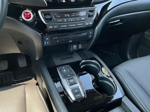 Used 2022 Honda Pilot Elite image 22