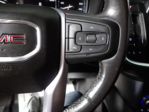 Used 2021 GMC Yukon XL SLT AWD/4WD image 30