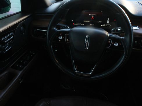 Used 2020 Lincoln Aviator Reserve w/ Equipment Group 201A image 29