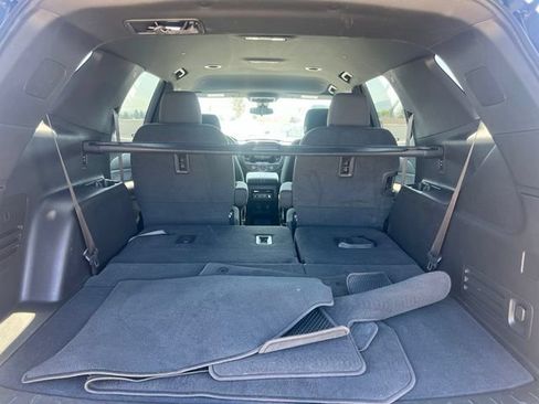 Used 2023 Chevrolet Traverse LT w/ LPO, Cargo Package AWD/4WD image 36