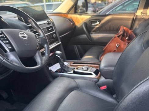 Used 2022 Nissan Armada SL RWD image 15