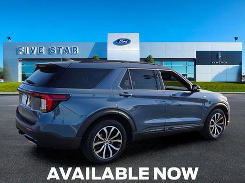New 2026 Ford Explorer ST-Line w/ Premium Package RWD image 8
