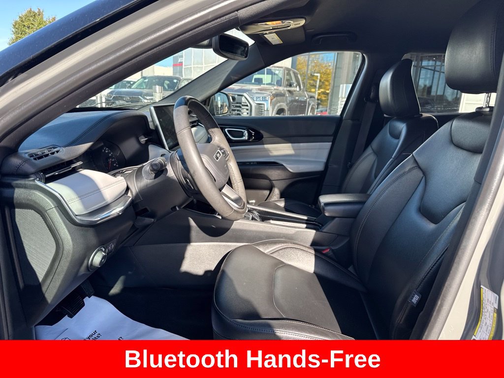 Used 2024 Jeep Compass Limited AWD/4WD image 11