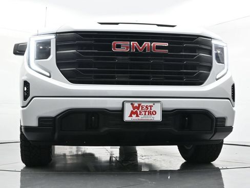 Used 2023 GMC Sierra 1500 Pro w/ Graphite Edition AWD/4WD image 28