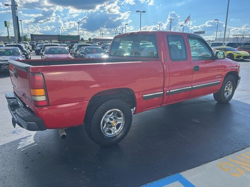 Used 2000 Chevrolet Silverado 1500 LS RWD image 8