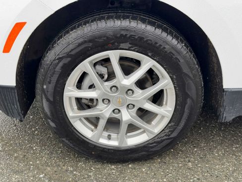 Certified 2024 Chevrolet Equinox LT AWD/4WD image 12