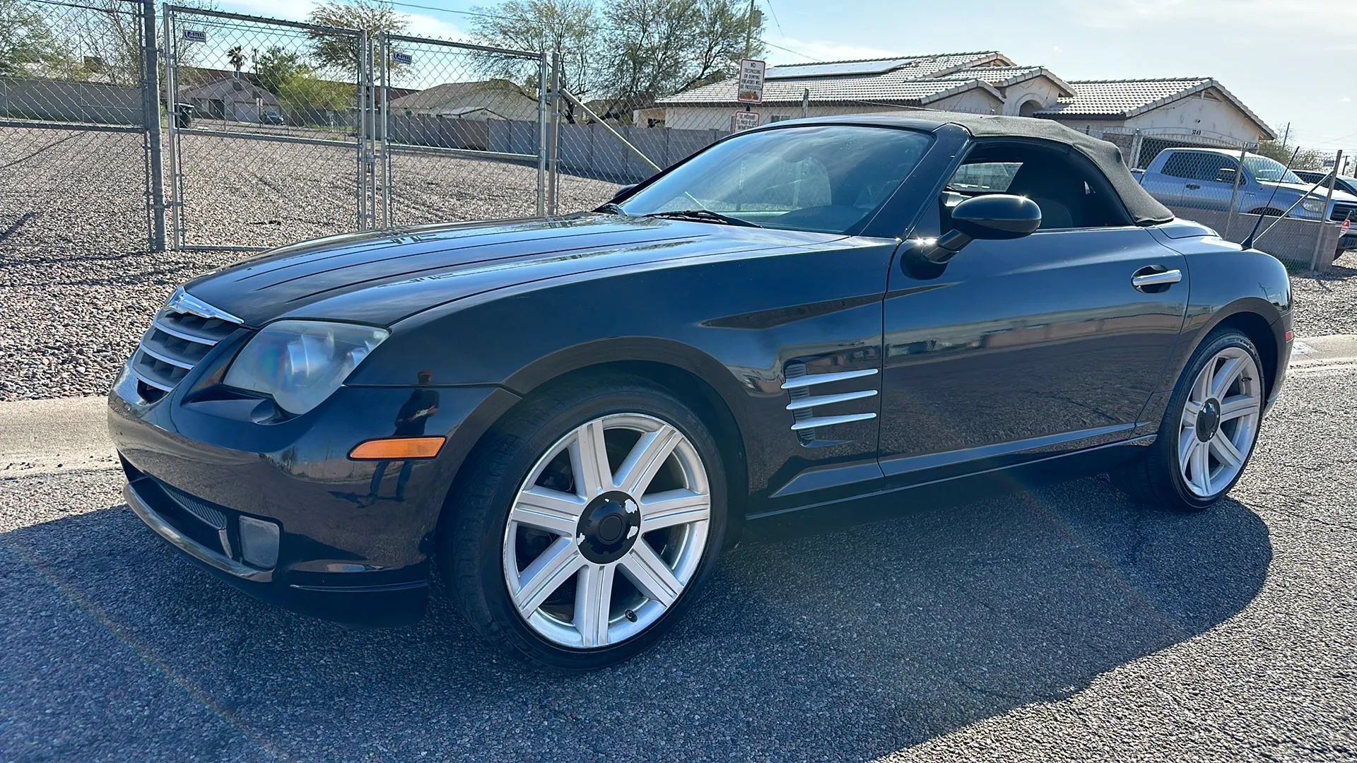 Used 2005 Chrysler Crossfire Limited RWD image 6