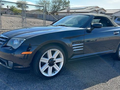 Used 2005 Chrysler Crossfire Limited image 6