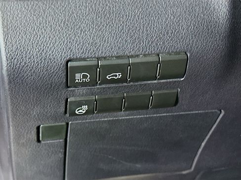 Used 2017 Lexus RX 350 AWD w/ Premium Package image 17