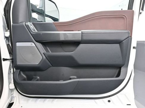 Used 2023 Ford F150 Lariat w/ Equipment Group 502A High image 46