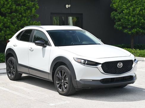 Certified 2024 MAZDA CX-30 AWD 2.5 S w/ Select Sport Pkg image 3