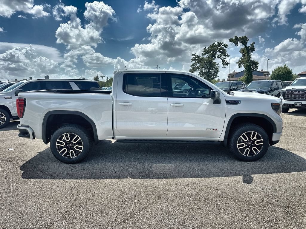 New 2026 GMC Sierra 1500 AT4 w/ AT4 Premium Package AWD/4WD image 10