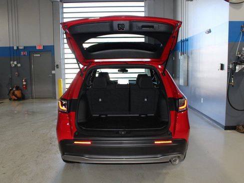 Certified 2025 Honda HR-V Sport image 41