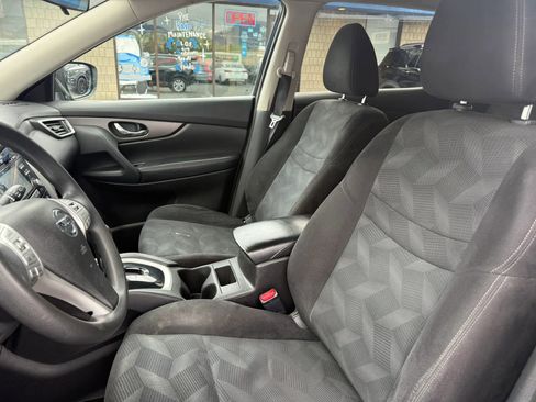 Used 2014 Nissan Rogue SV AWD/4WD image 15