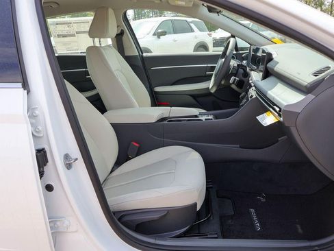 New 2026 Hyundai Sonata SEL FWD image 8