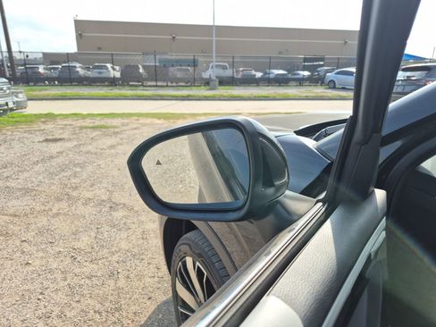 New 2026 Mitsubishi Outlander SE FWD image 35