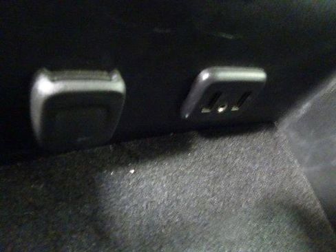 Used 2016 Chevrolet Silverado 1500 W/T w/ Special Service Package image 31