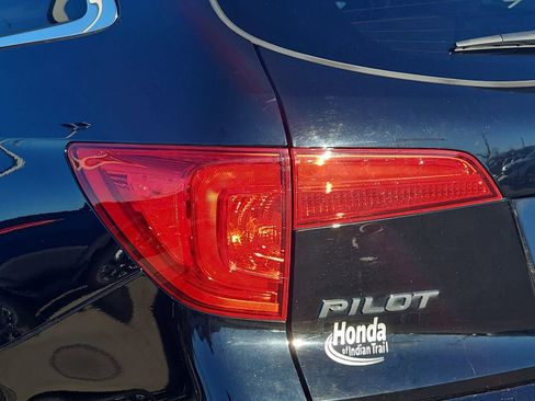 Used 2017 Honda Pilot EX-L image 41