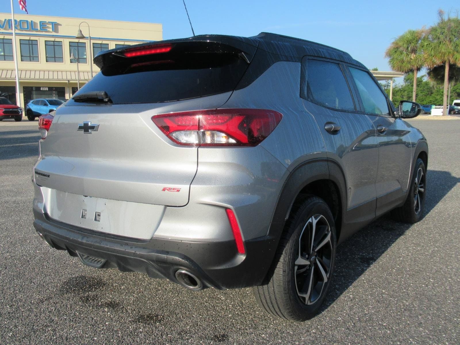 Used 2023 Chevrolet TrailBlazer RS w/ Convenience Package FWD image 7