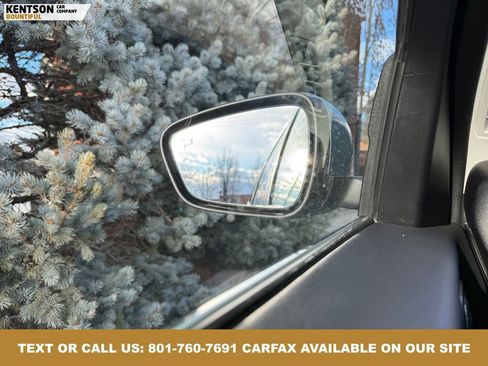 Used 2025 Ford Escape Platinum image 21