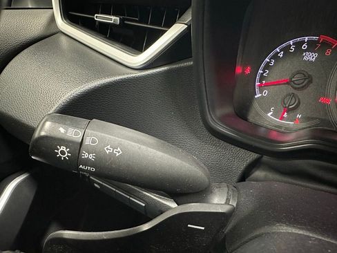 Used 2021 Toyota Corolla SE w/ SE Premium Package FWD image 21