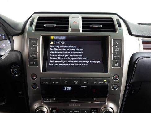 Used 2018 Lexus GX 460 Premium AWD/4WD image 39