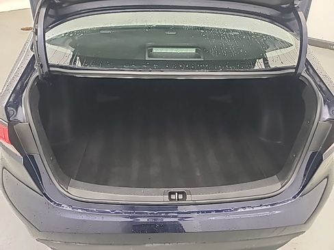 Used 2025 Toyota Corolla LE FWD image 19