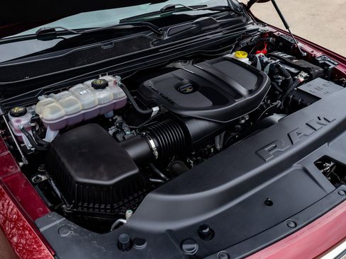 Used 2025 RAM 1500 Laramie w/ Laramie Southwest Edition image 41